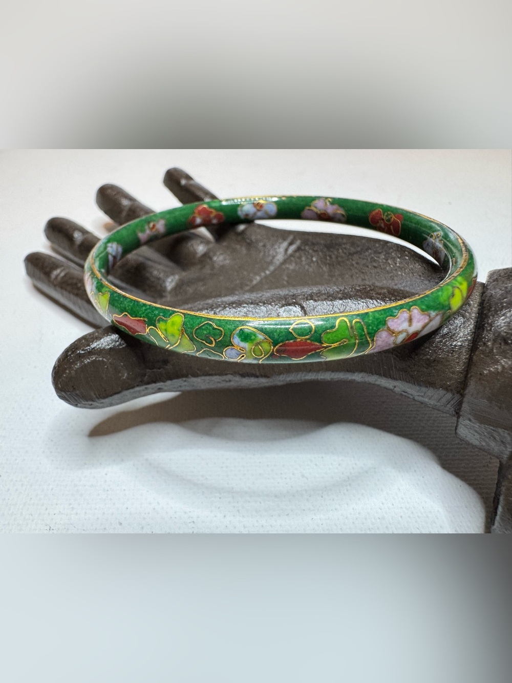Vintage Cloisonné Green Floral Bangle
